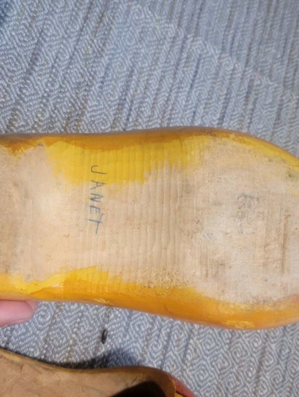 DUTCH CLOGS WOODEN WOOD HANDCARVED HANDPAINTED HOLLAND  Yellow Red